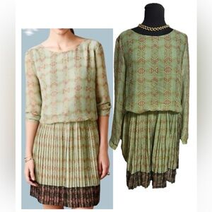 Lavand. Green Patterned Dress with Sheer Sleeves